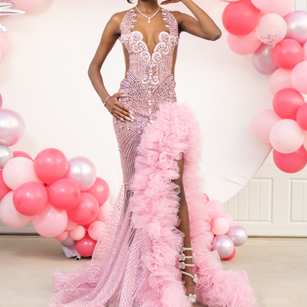 Elegant Pink Halter Gown with Ruffle Details